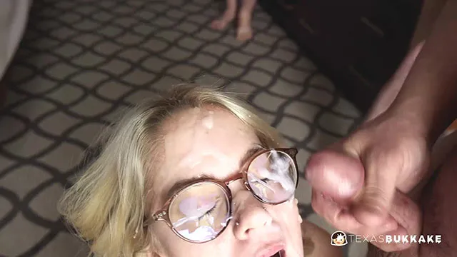 Screenshot 4 from Sorry, but Im a cum slut