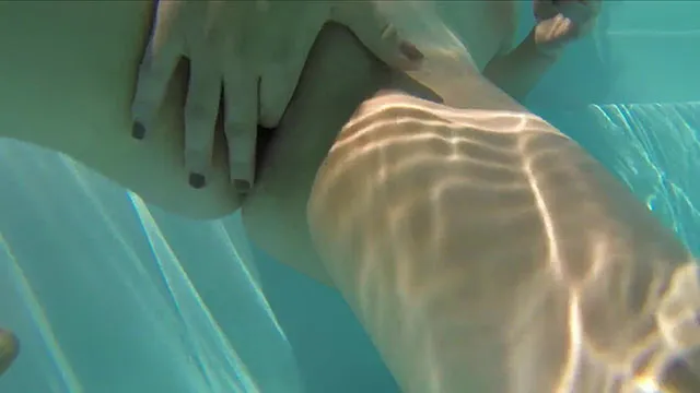 Screenshot 31 from Süße Girls hart gefickt
