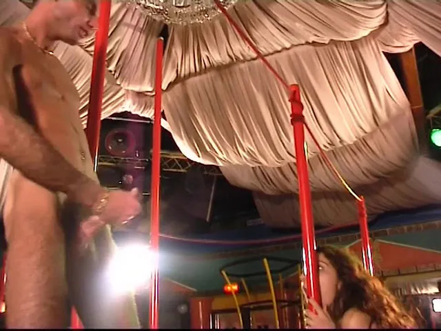 Screenshot 17 from Gorgeous lesbians