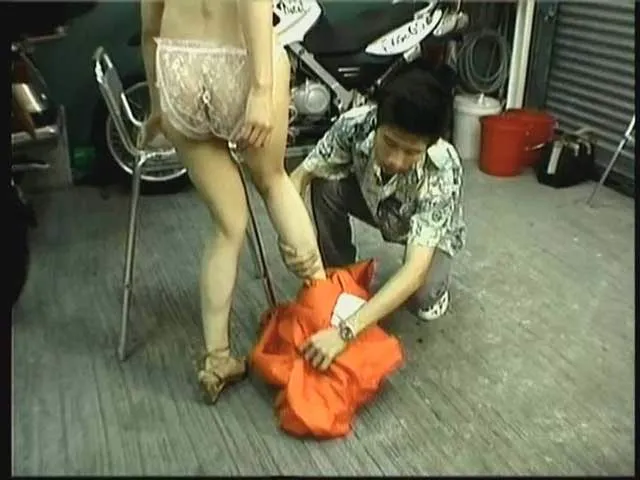 Screenshot 5 from Asian Woman Blowjob Hardcore Hairy Handjob