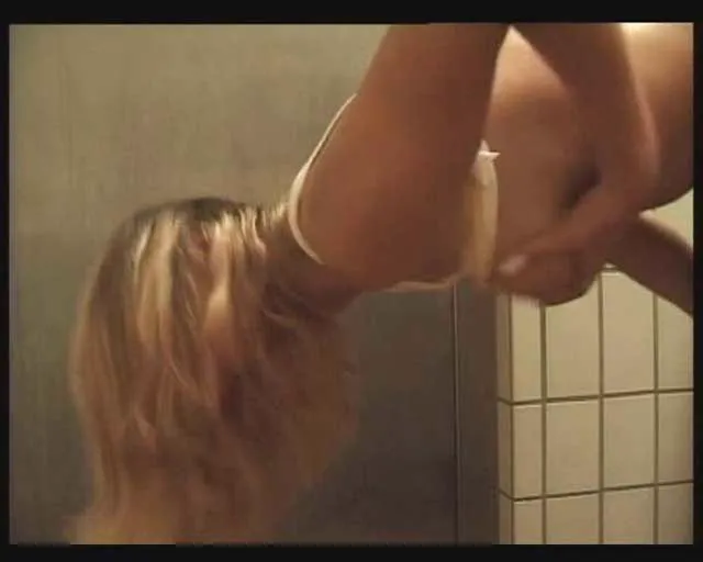 Screenshot 4 from Barely Legal European Blowjob Hardcore Out Door Sex Publi...