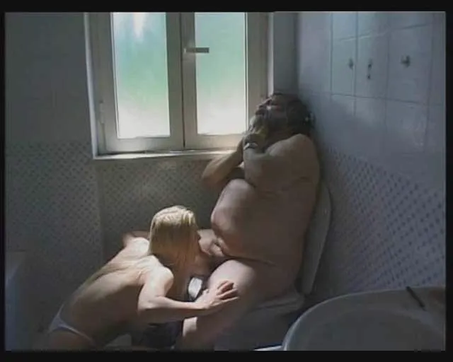 Screenshot 9 from European Woman Anal Blowjob Anal Sex Oddities