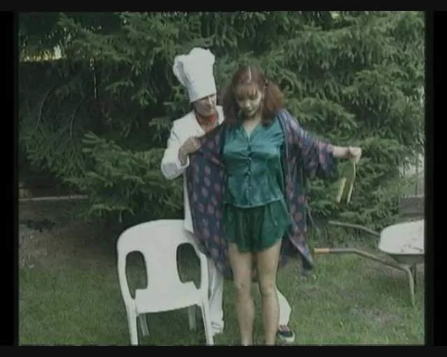 Screenshot 2 from European Woman Blowjob Hardcore Drunk (Fauxcest) Out Door...