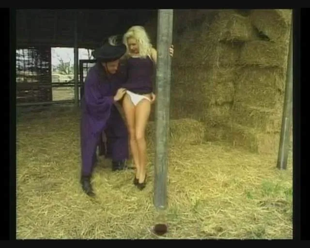 Screenshot 1 from European Woman Blowjob Hardcore Drunk (Fauxcest) Out Door...