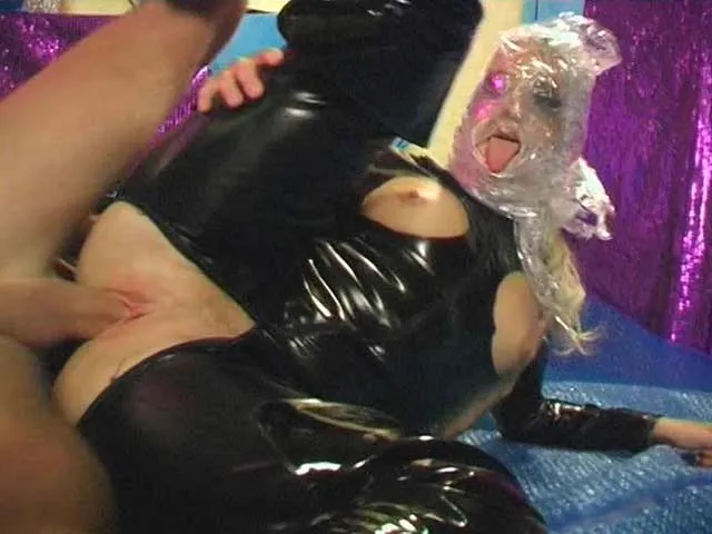 Screenshot 9 from European Woman Blowjob Hardcore Deep throating Fetish