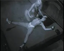 Screenshot 3 from Cage Bound Cuties