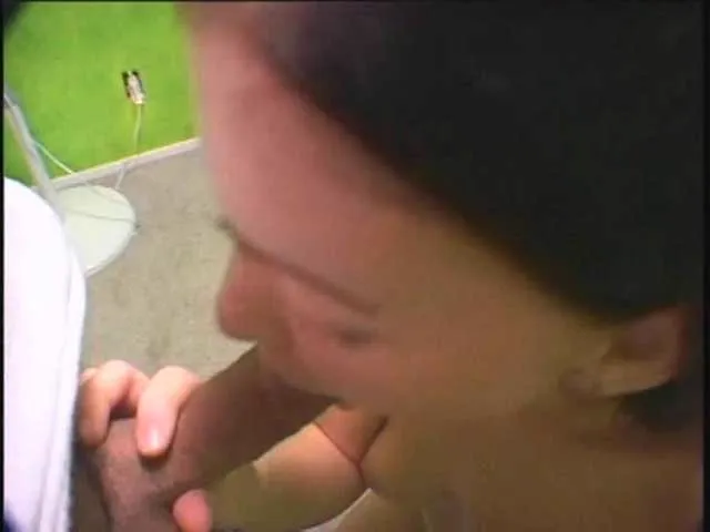 Screenshot 2 from Barely Legal American Blowjob