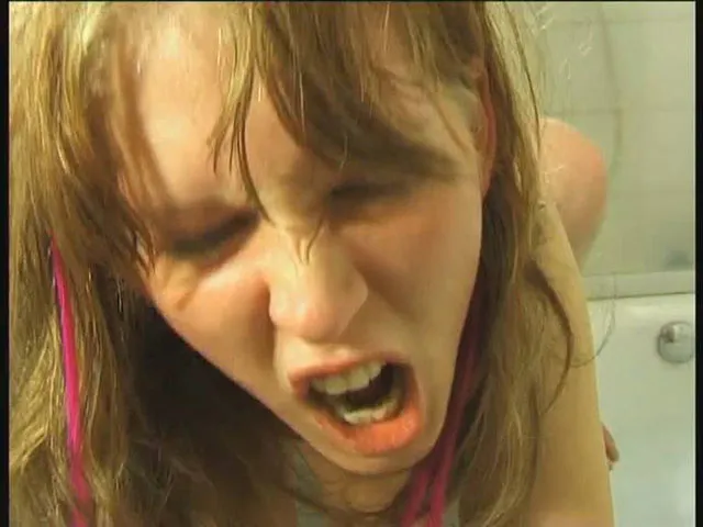 Screenshot 1 from European Woman Blowjob Hardcore Amateur Pussy Play