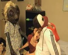 Screenshot 1 from E.T. XXX: A DreamZone Parody